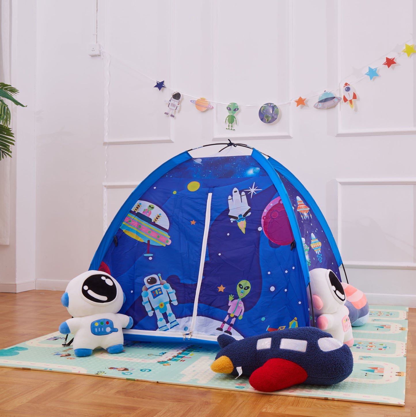 Hot Selling Outdoor Game Tent Space Astronaut